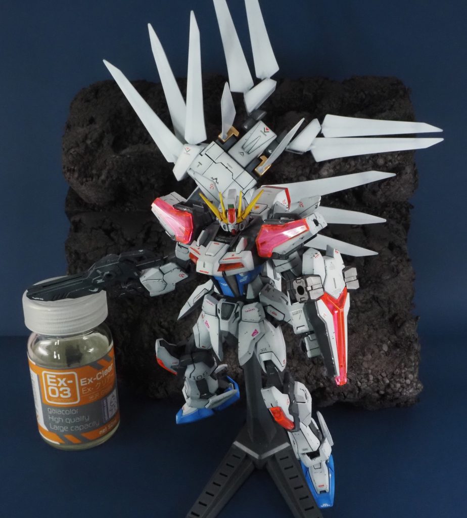 エクシードギャラクシー発売は同じくEGのラーガンダムと同時でしたが圧倒的にこちらが人気で、しばらく入手できないでいました