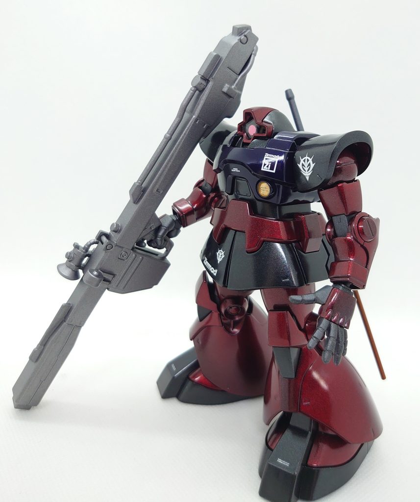 光沢メインで全塗装で製作しました。HGUC ドム/リック・ドムは3機目ですが何度作ってもプロポーションには感動しますね。最近光沢ブームが来ています。光沢仕上げもいいものですねw