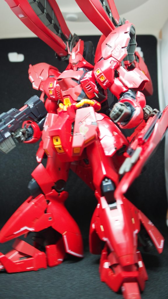 光の反射でピカピカ