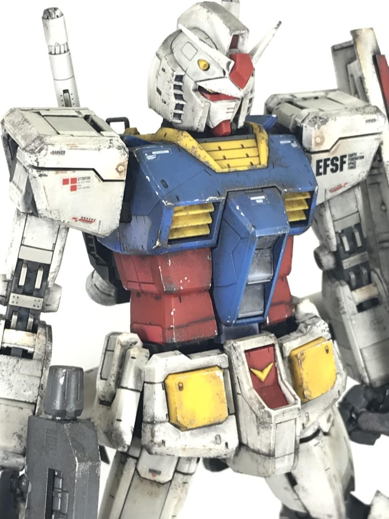 やはりMGはHGと比べてクオリティが高いですね以前はパチ組するのも大好きでしたが…最近はパチ組のするのが面倒と思うようになったので、パーツ数が多いMGとかを組み立てるの…無理です😭