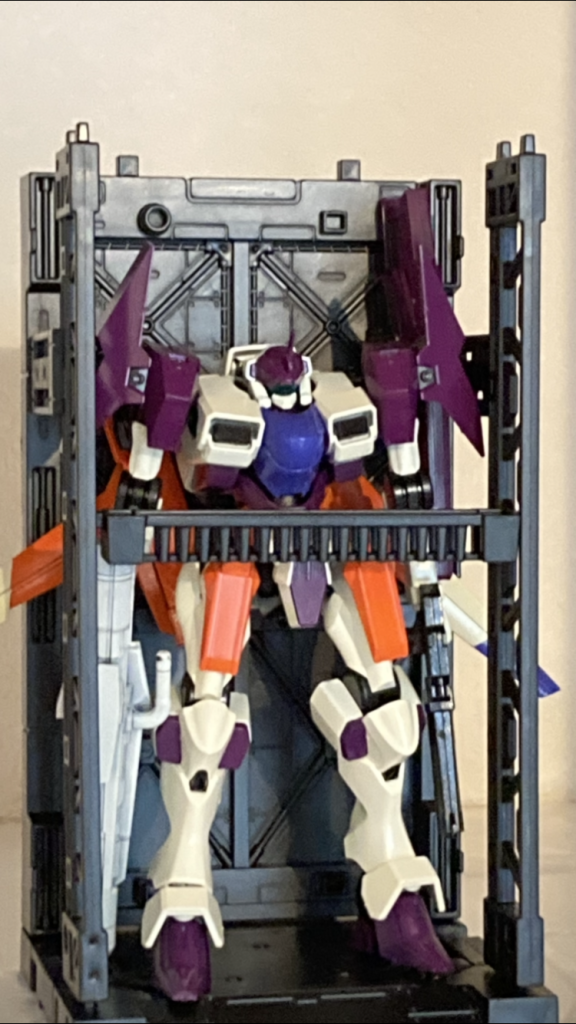 ハンガー格納時にはウイングは収納可能です