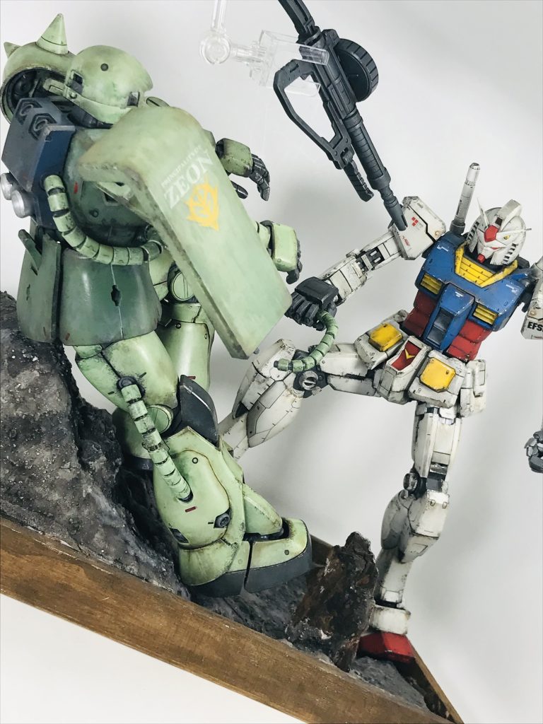 MG ザクは過去に単品で投稿させていただきましたが、ガンダム Ver3.0をメインで投稿するのは…今回が初かな