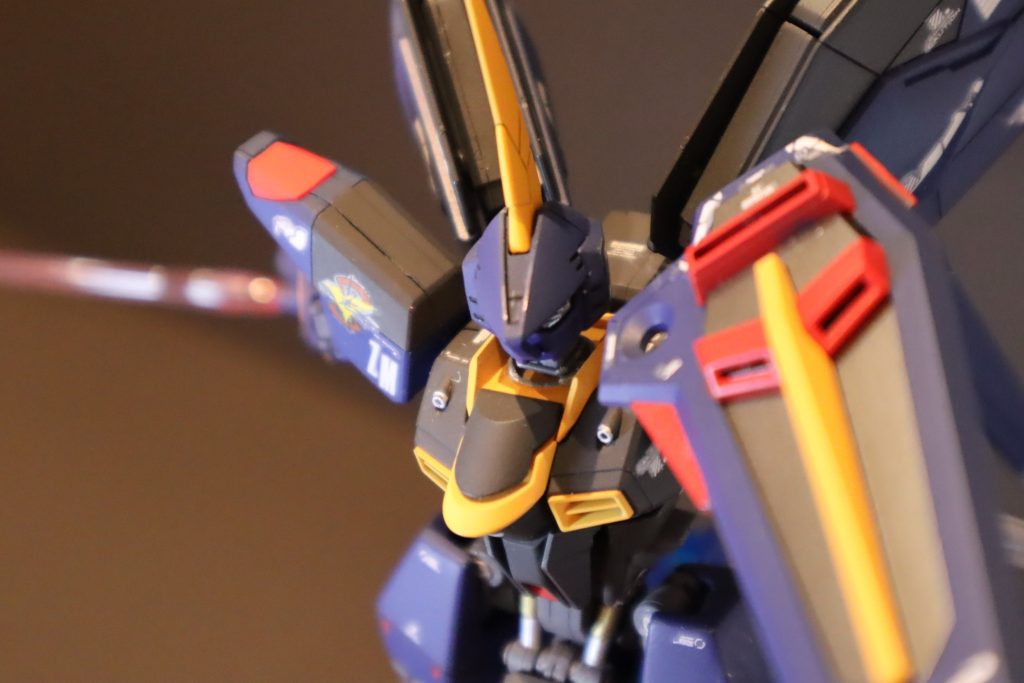 圧倒的な攻撃力と、フェイズシフト装甲による強靭な防御力。