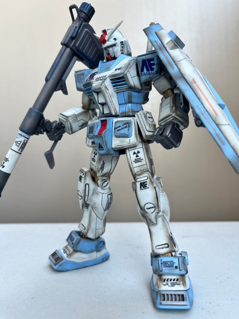 ライトブルーとホワイトのシンプルなカラーリング  デカールは自作したものこのツートンカラーは結構お気に入り  シンプルでいいまぁこんなもんでしょ