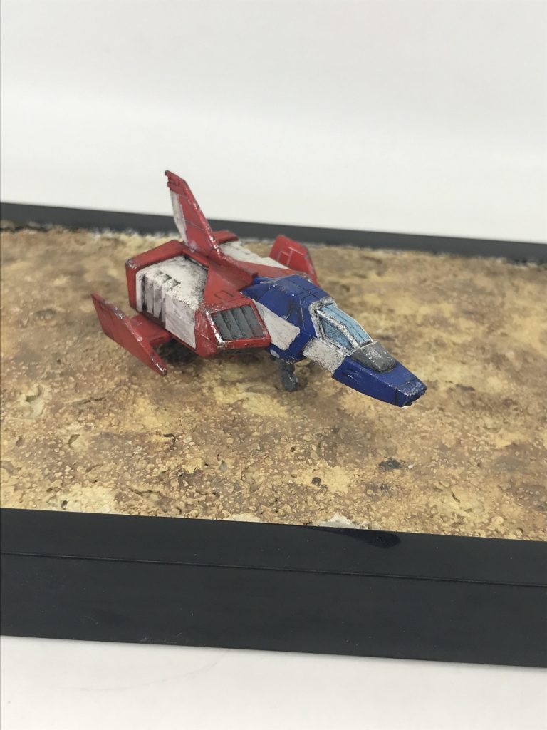 あ、一応作品説明を先に…お手軽製作 HG コアファイターこちらHGUC ガンダム(旧)に付属していたコアファイターだったはず?🤔数年部分塗装だけして放置してたコアファイターに汚しを加えて完成させました