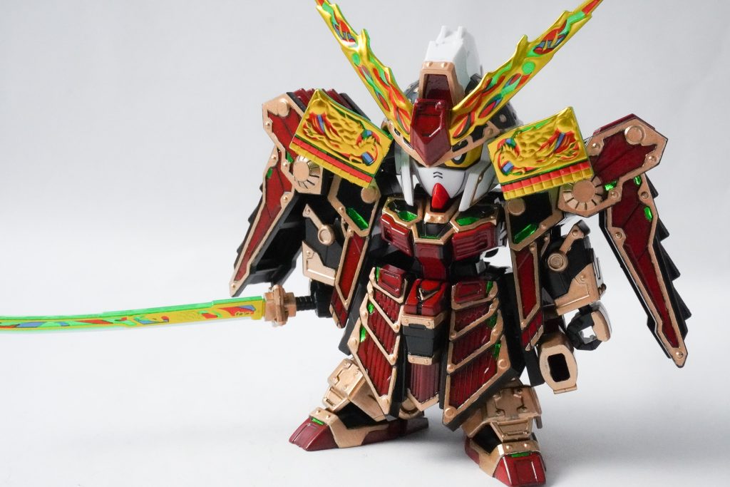 綺羅鋼は私たちのロマンですよね。そういうわけでワクワクしながら発売を待ち、なんとか入手できた７８代目武者頑駄無。これは……本気で作りたい！　と思ってしまったのが悪かったですなあ（遠い目）