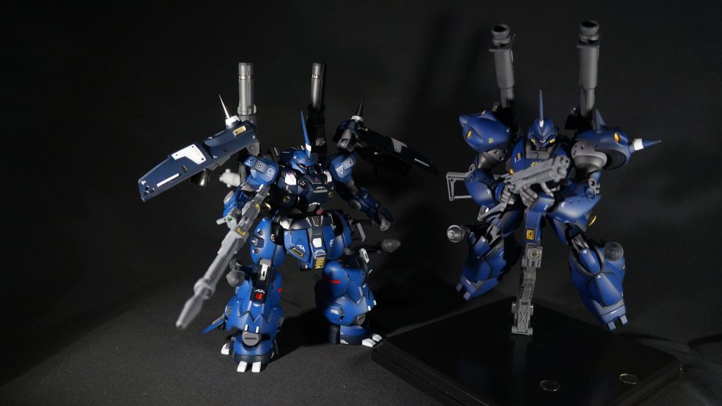 以前作ったケンプファーと2ショットカラーをどうするかは最後まで悩みましたが、全く同じにするのではなく、基のディランザの2トーンを生かすことにしました。ケンプファーよりやや明るめの青（フタロシアニンブルー＋シアン＋白）と暗めの青（ミッドナイトブルー＋シアン）です。ケンプファーっぽさを出しながら、メリハリのきいた印象にできたのではないかと思います。最後までご覧いただき、ありがとうございました。季節もよくなってきたので、制作を加速したいところです。梅雨になるとまた塗装できませんから…。次も水星キットを制作中です。近日中にお見せできるように邁進していきますので、またご覧いただけると幸いです。