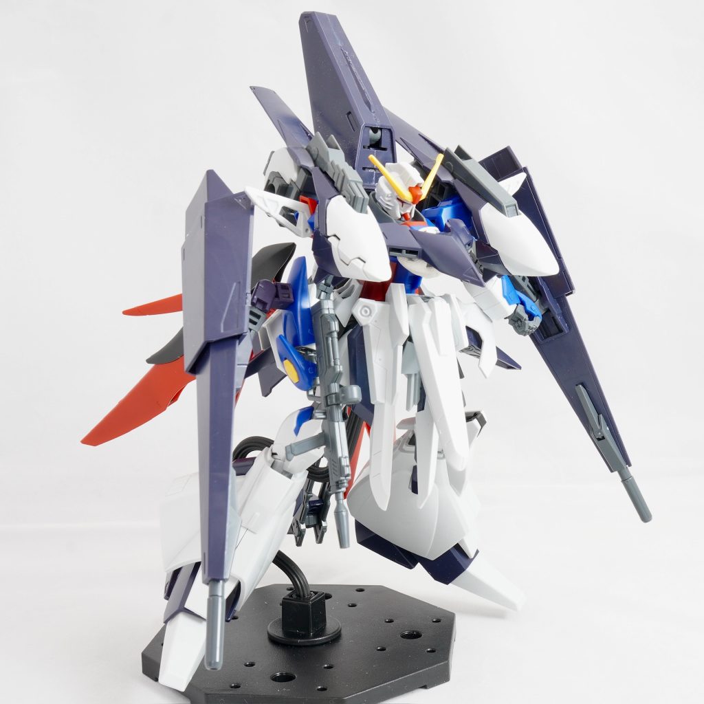 ミキシングはどのパーツをどこにつければいいか考える時が一番楽しいですね。適当に引っ張り出してきたギャプランだったので上手くいくか不安でしたが、なんとかそれっぽい形にすることが出来たと感じています。