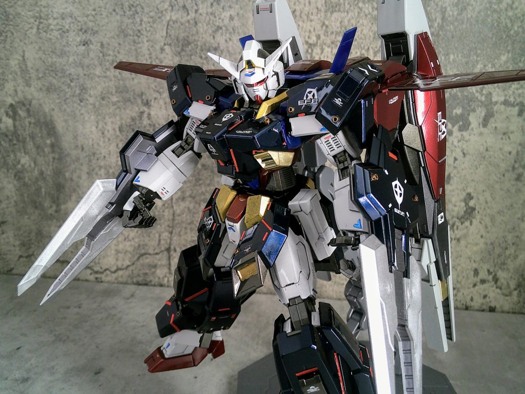 構えてるようで構えてない謎ポース