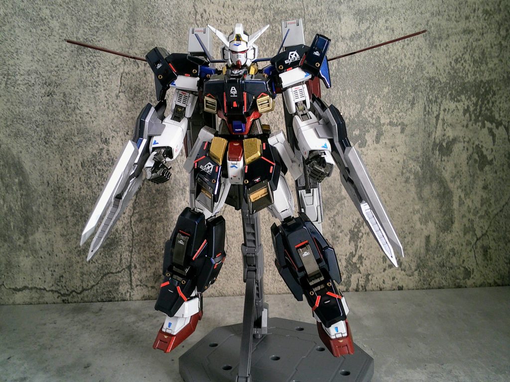 前。今回は改造は特にしてません。強いて言うなら全体に赤のラインを入れたぐらいですかね