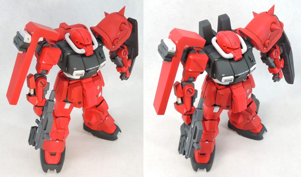 モデグラ風、右斜め４５度からの撮影で外観を比較。左が軽装版、右が通常版です。