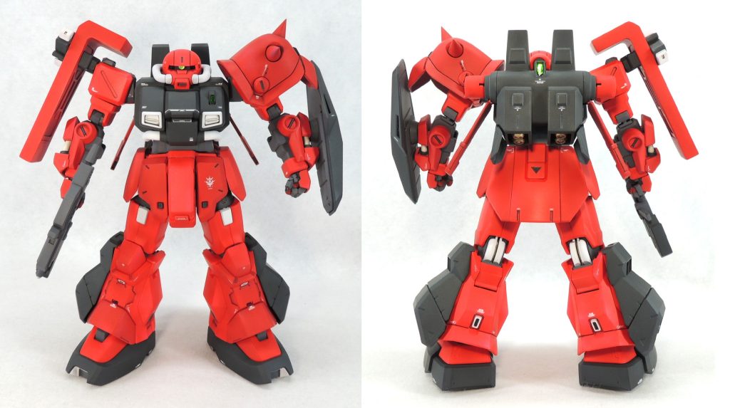 【通常型】バックパックとシールドは、HGUCハイザックから流用し、ともに小改造を施しました。武装はヘイズル改のビーム・ライフルを使用。