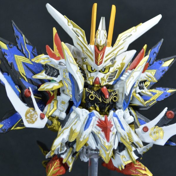 スペリオルストライクフリーダムガンダム(双竜剣装備)