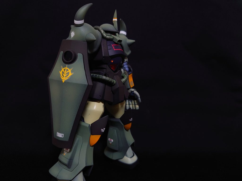 グフ–2枚目/制作者：poti