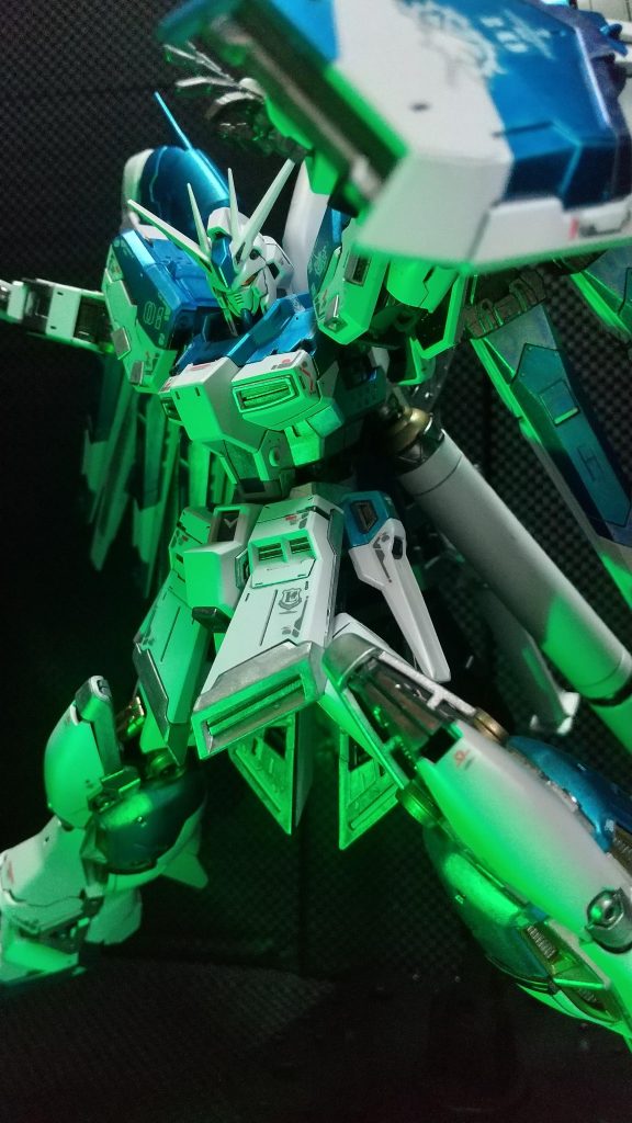 お気に入りのカットライトがいい感じ(自画自賛)