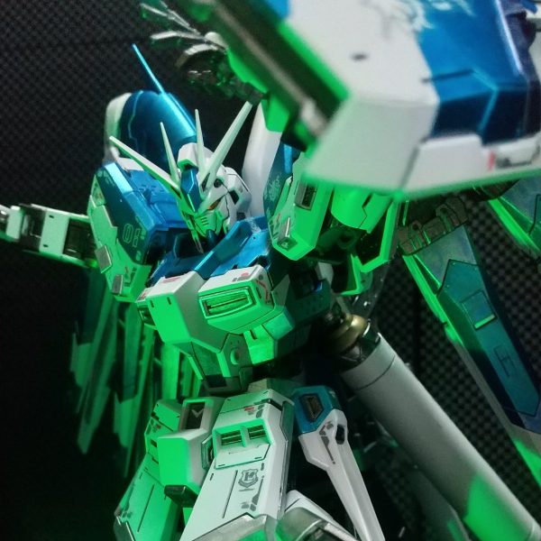 RG Hi-νガンダム