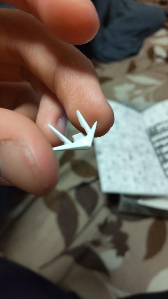 クアンタ本体のアンテナは最大限シャープ化。これが地味に厄介で、削り過ぎると短くなったり左右アンバランスになったりして一気に違和感を覚えるようになります