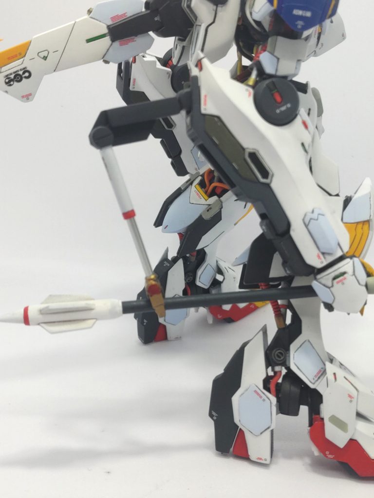 サブアームは伸縮可能です…メイスに添えてあるだけなので本来のサブアームの機能はありません😅