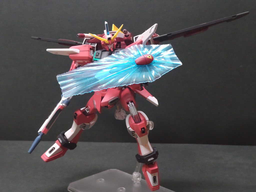 ビームシールドはネットを参考に、裏からLINKL PLANETカラーのステラスカイブルーを吹いてます