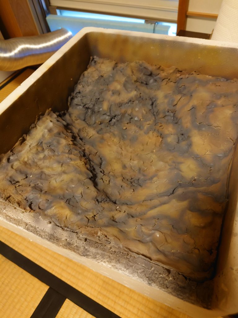 エアブラシで適当に塗装して作りました。