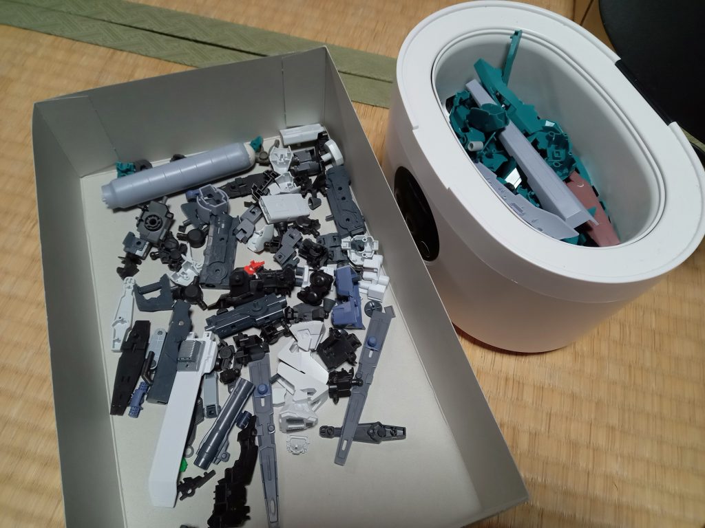 パーツが多くなってしまって洗うのも塗装も大変でした😿