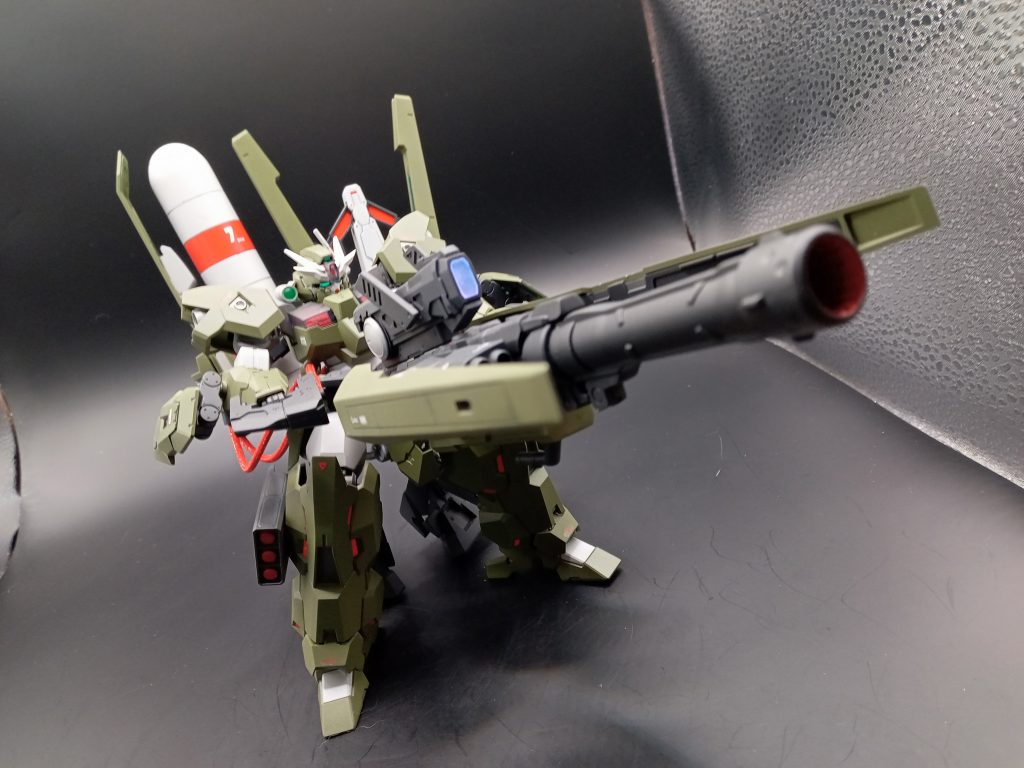 デカール貼りがうまくいかず乾いてから貼ったモノがいくつも剥がれ落ちました😿