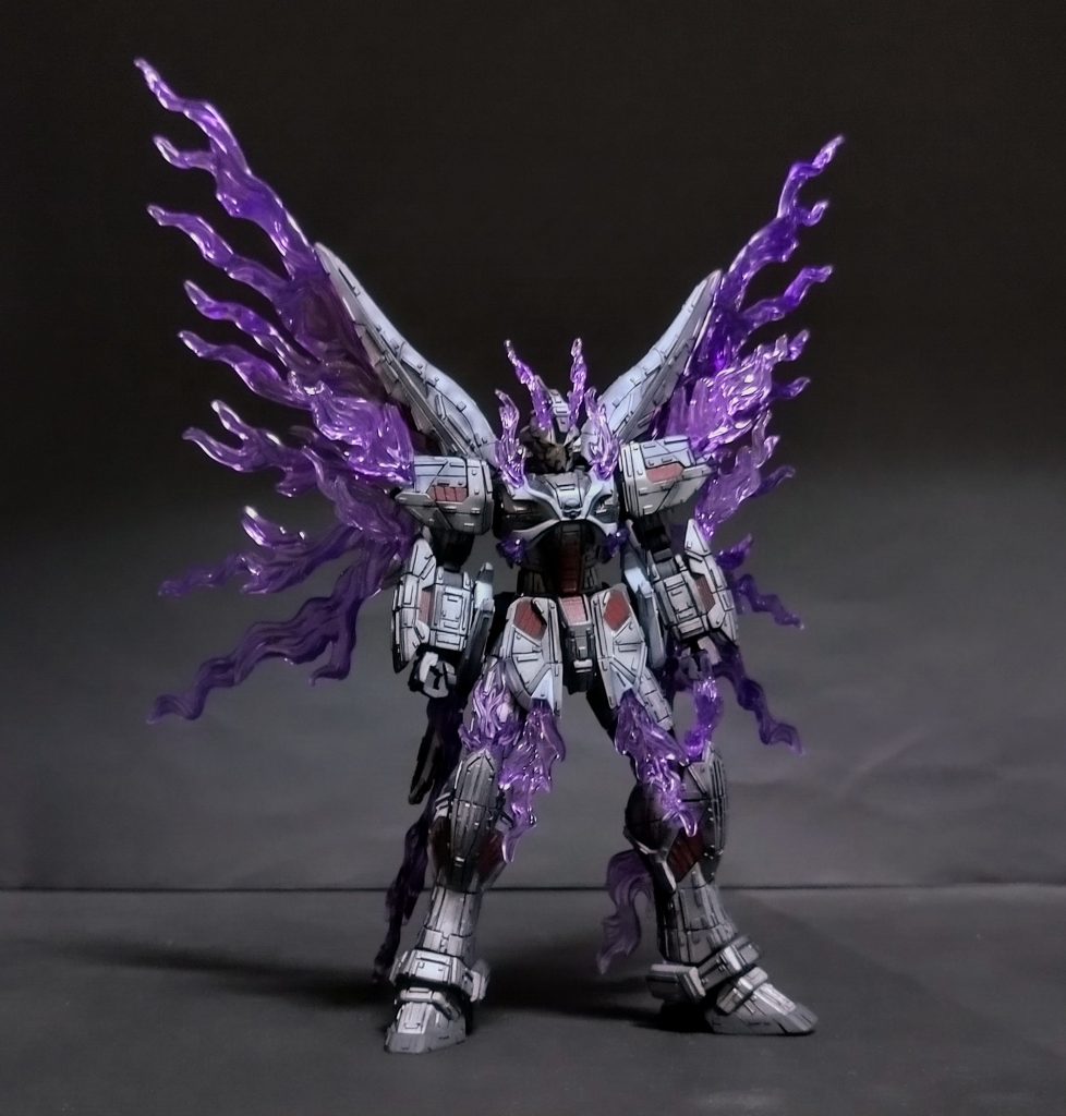 しかし付属の紫のメラメラをフル装備するとなかなかエグいですね🤣