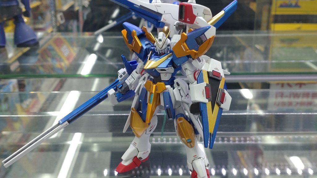 コンテストに旅立ったときの画像が一番お気に入りです(笑)照明って大事ですね(^^)光の翼が再販してほしい!( デスティニーのもほしいけど!)