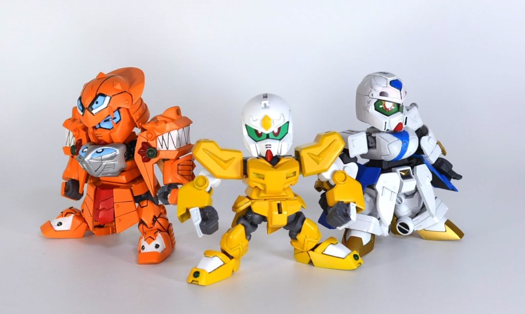 軽装にもできます。・・・すでに漂うマッチョ感。先に作った二人と並べて。