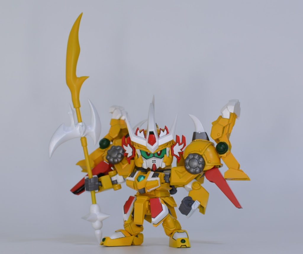 武器は繋げてハルバートに!この武器を構えた素立ち上半身マッチョ感の▽シルエット。