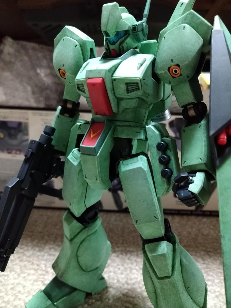 これがジェガン５体目です。後２体控えてますので楽しみながら組み立てたいです。