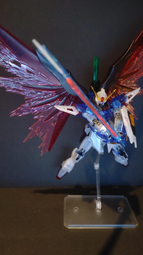 デスティニーといえば大剣振り回すポージングは欠かせませんね!