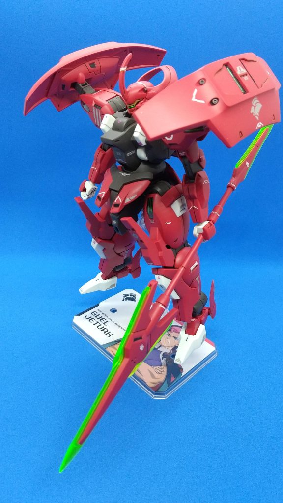 Season 1仕様。アンビカーとバックパックを交換して、武器を持たせ替えるだけなので、思ったより簡単に換装できます。