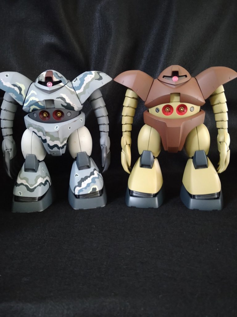 過去作のストレート組みゴッグとパシャリ。塗装だけでこうも変わるか。