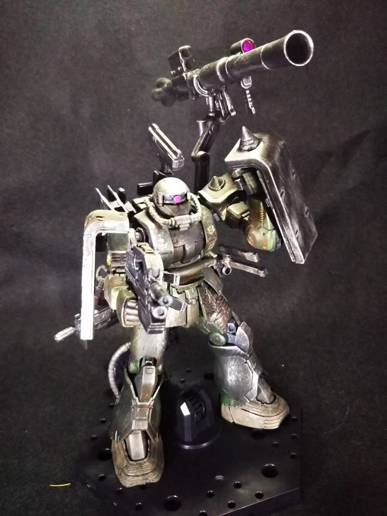 シールドスパイクとマシンガン