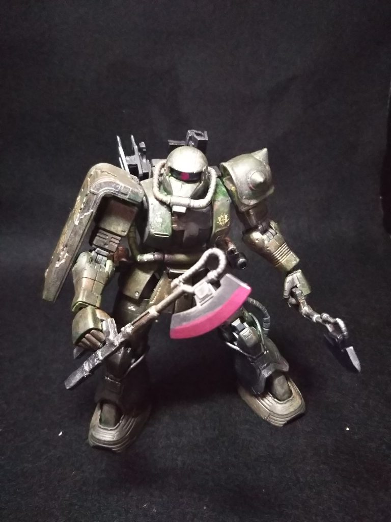 ロングヒートホーク以外の武装をパージ