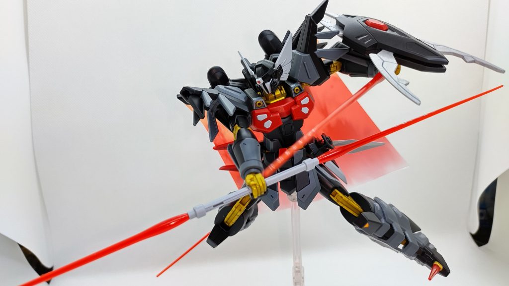 ビームサーベル全部乗せ。ビームマントもあって結構派手になります。