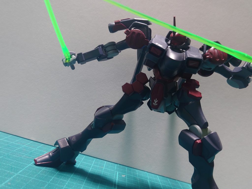 ということでザウォートカスタムでした初のオリジナル機体制作&デカール貼り付けだったので結構楽しかったです。これからもいろんな機体を制作してみたいと思いました。