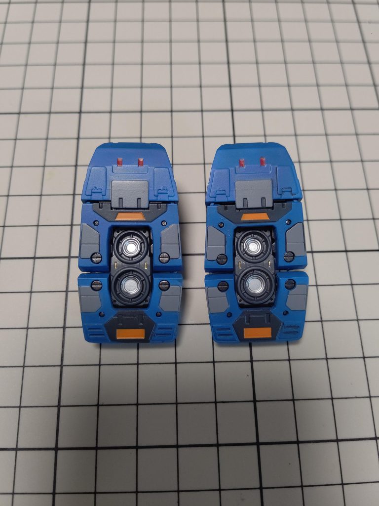 足裏も塗り分けてますが立たせると全く見えません笑