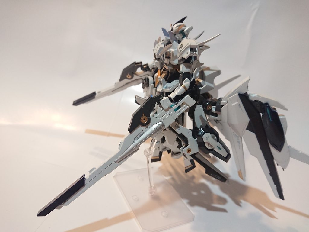 GNロングレンジライフル・ツイン。逆手持ち?型なのが個人的に好きなポイントです。