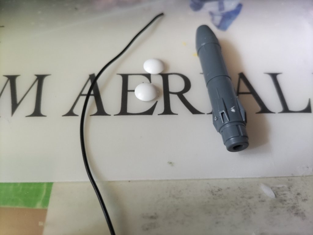 材料リード線(細いの)エクシアの腰のパーツ(アメイジングエクシアの余りパーツ)パワードアームズパワーダーのミサイル