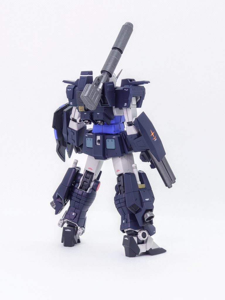 背面