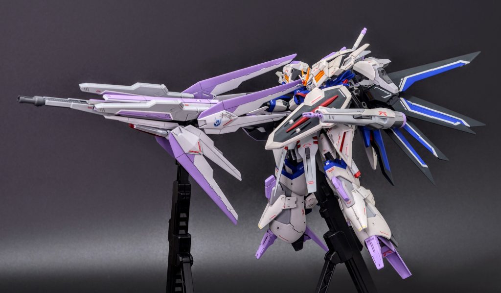 今回追加した装備はゼウスシルエットの大型リニアキャノンを参考にターミナルが開発したライフリ用の陽電子リニアキャノンです