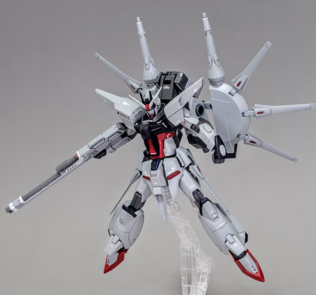 ウイングを排除すればプレーンなレジェンド風味に