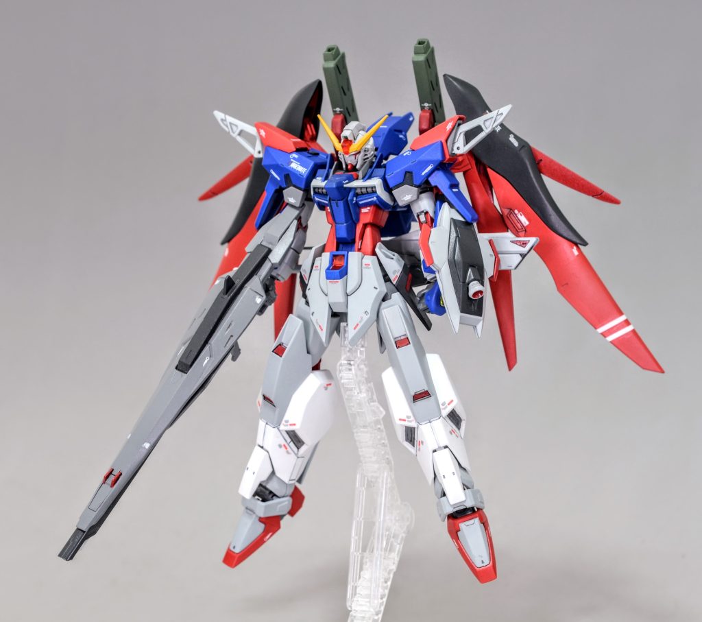 ゼウスシルエットの小型版を脚部、肩部に標準装備している設定です。オービタルの脚部がゼウスシルエットになんとなく似ていたのでミキシングしました。 