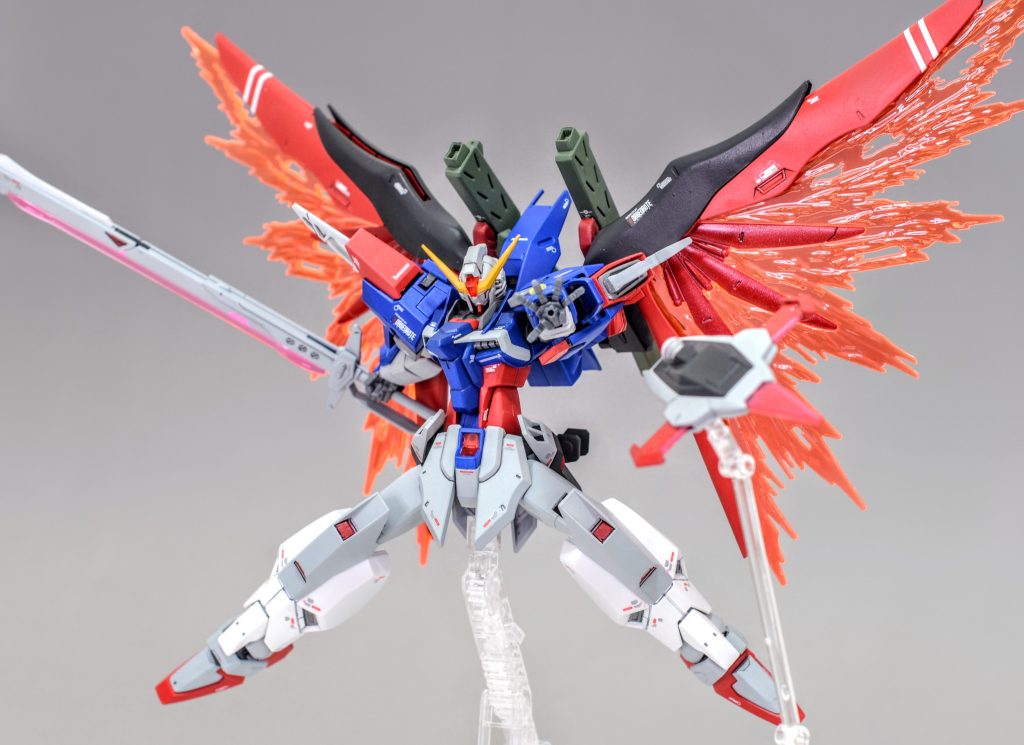 左腕部にはシールドブーメランを装備。