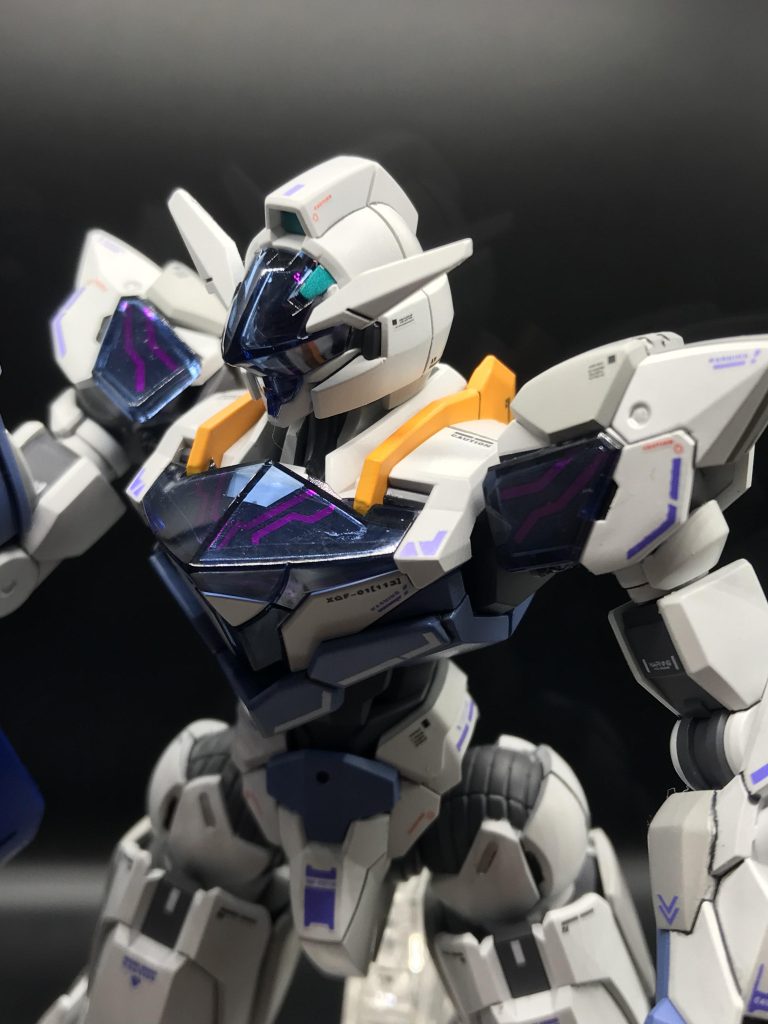 中も塗り分けて発光状態にすれば良かった。