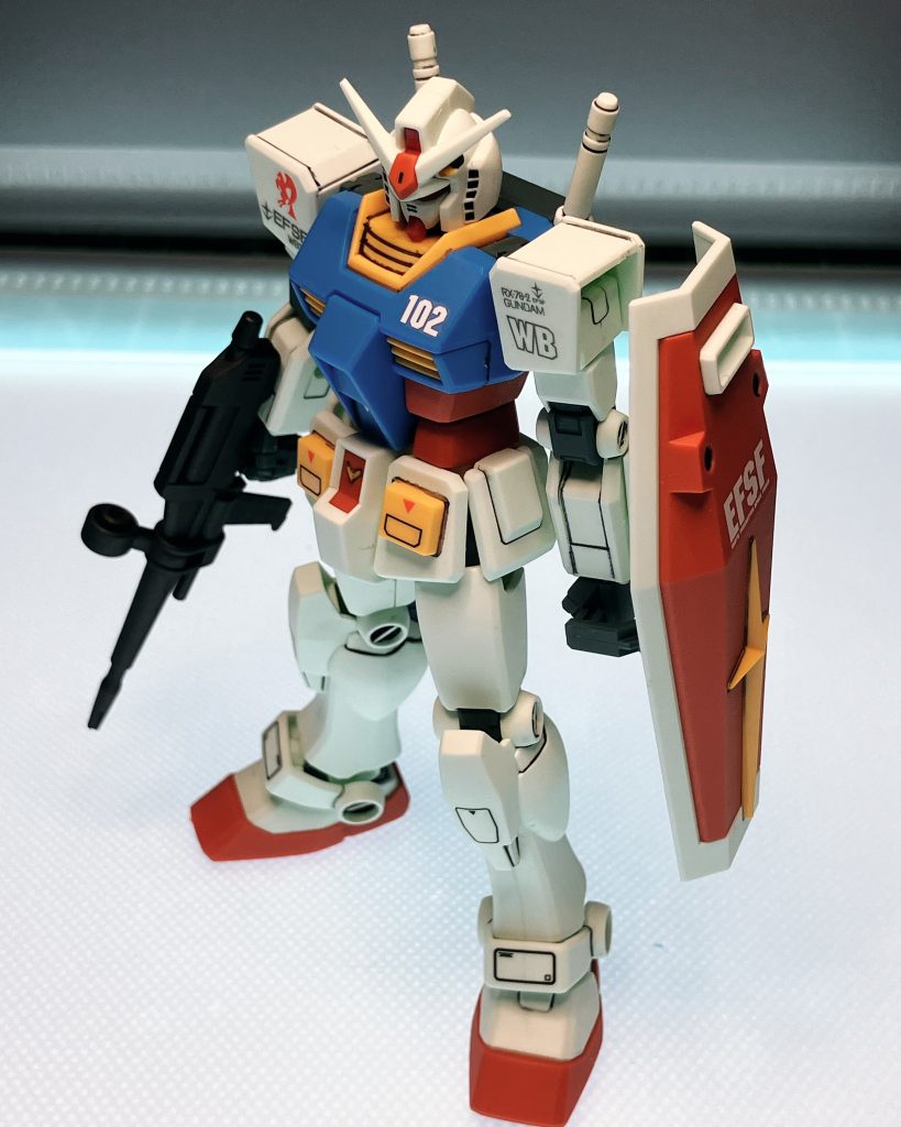 【RX-78-2 ガンダム】–2枚目/制作者：@DebuSamurai1977