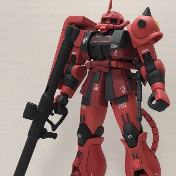 HG シャア専用ザク　アクリジョン筆塗り