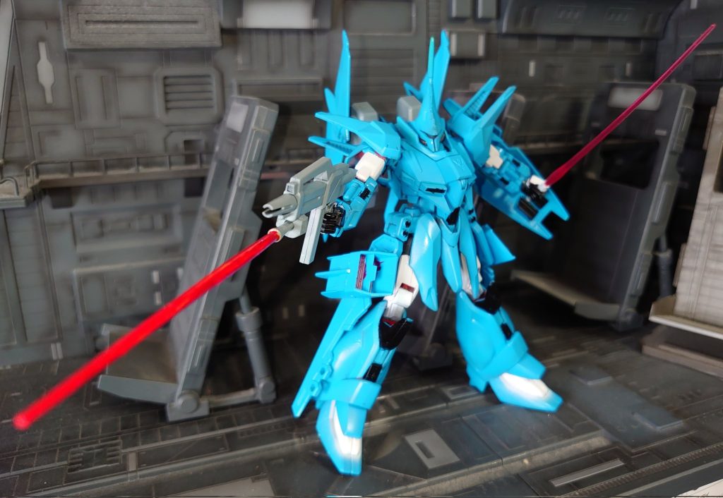 青き雷光ユーマライトニング少尉カラーザクやゲルググだと頭が白だけど水色がメインカラーなので白を減らし水色へ